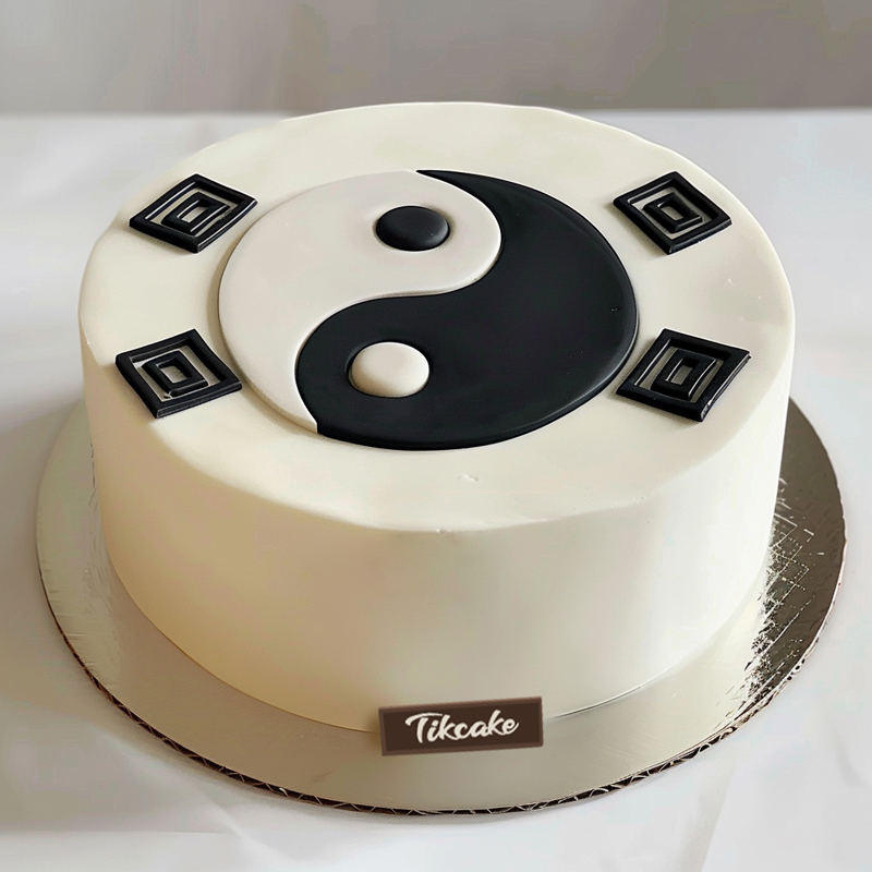 原创八卦图主题翻糖鲜奶蛋糕