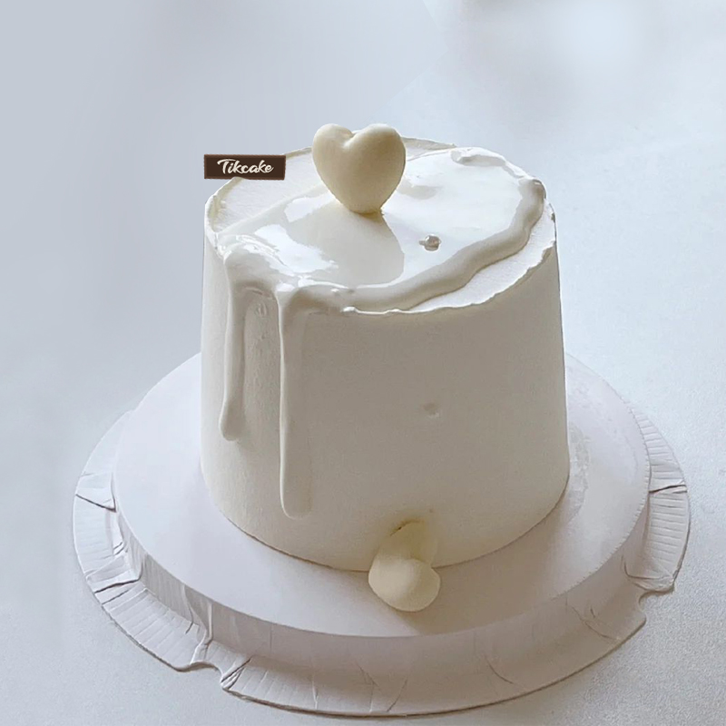 园乡12星座24岁应该订什么样的蛋糕？